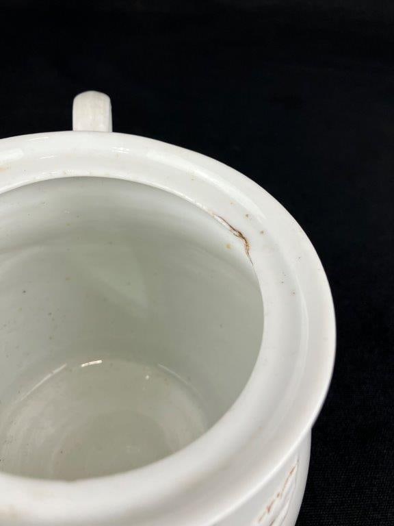 Gilt-Decorated Porcelain Sugar Bowl - 5