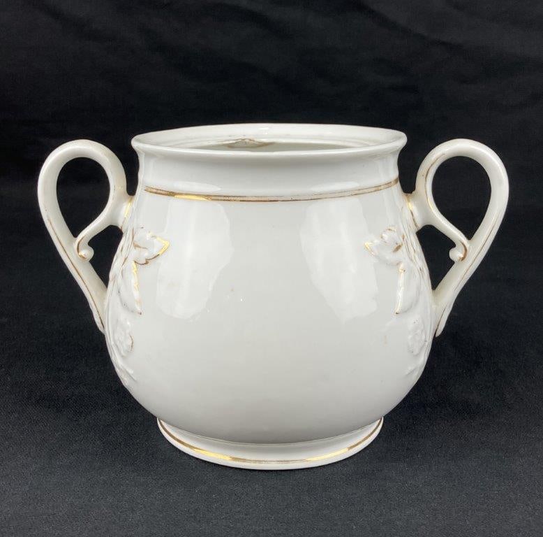 Gilt-Decorated Porcelain Sugar Bowl - 7