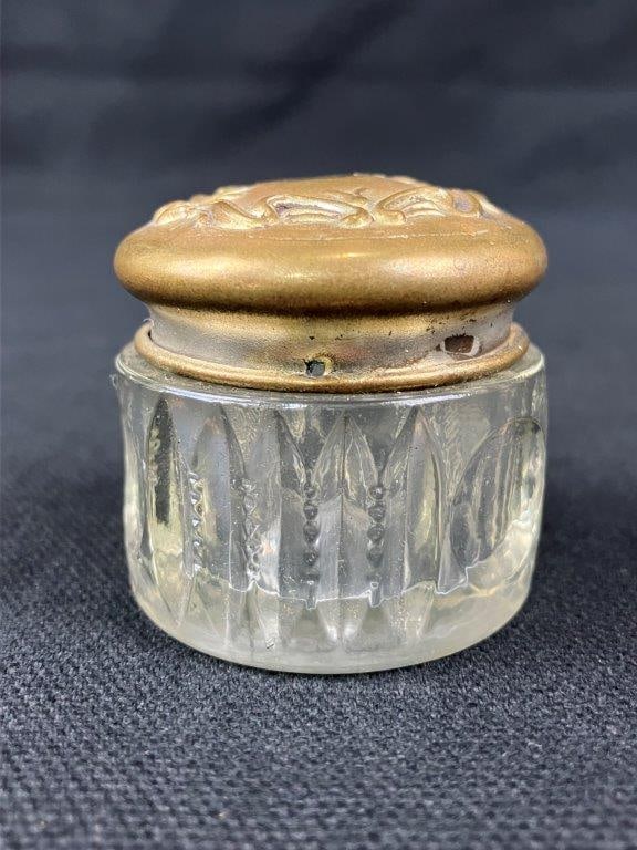 Nail Silverplate Art Nouveau Adorned Vanity Set - 7