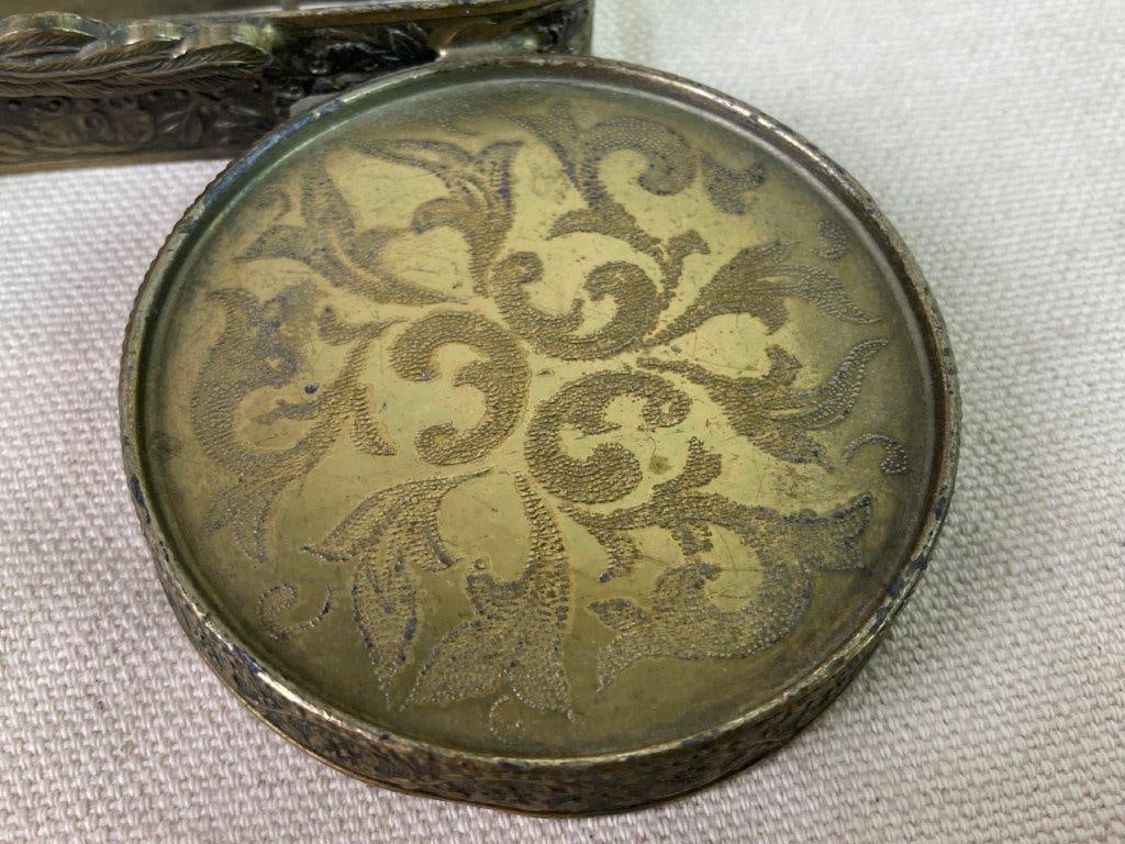 Vintage Ardalt Peacock Tea Cup and Saucer Display with Brass Handrail Brackets - 5