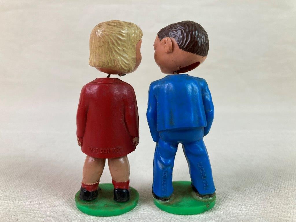 Vintage Walt Disney Peter Pan Felt Hats and Magnetic Kissing Dolls - 19