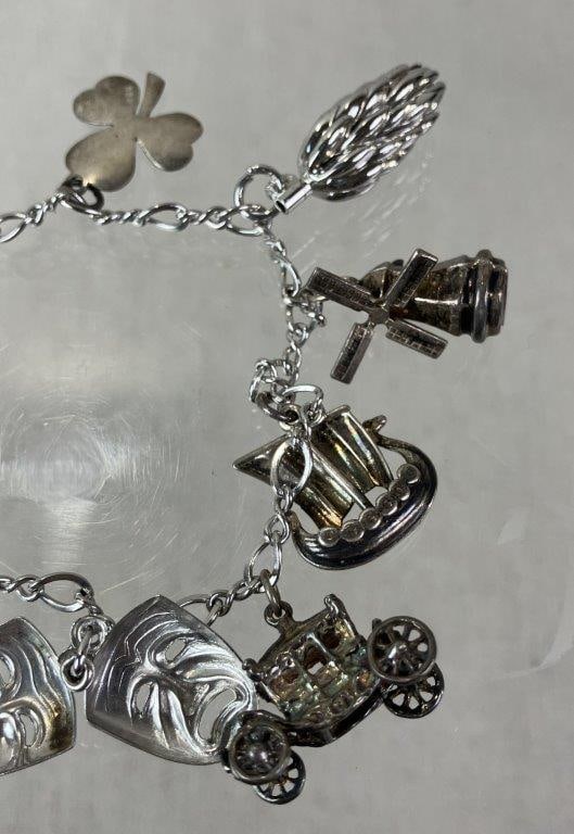 Vintage Sterling Silver Charm Bracelet - 8