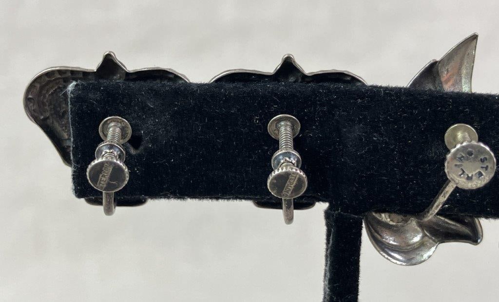 Two Pairs of Sterling Silver Screwback Earrings - 6