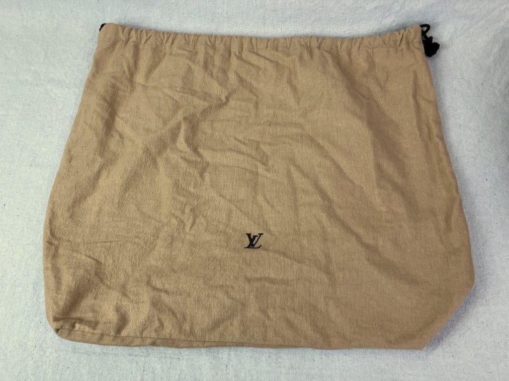 Louis Vuitton Deauville Vanity Bag - 16