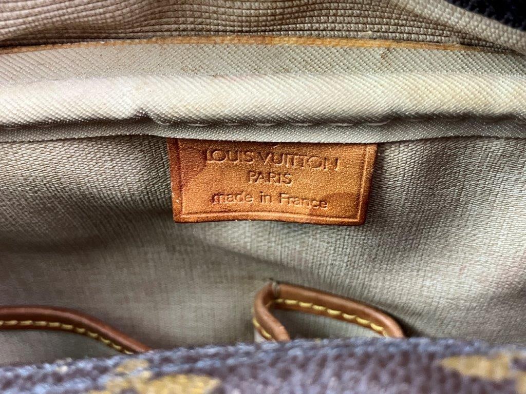 Louis Vuitton Deauville Vanity Bag - 9