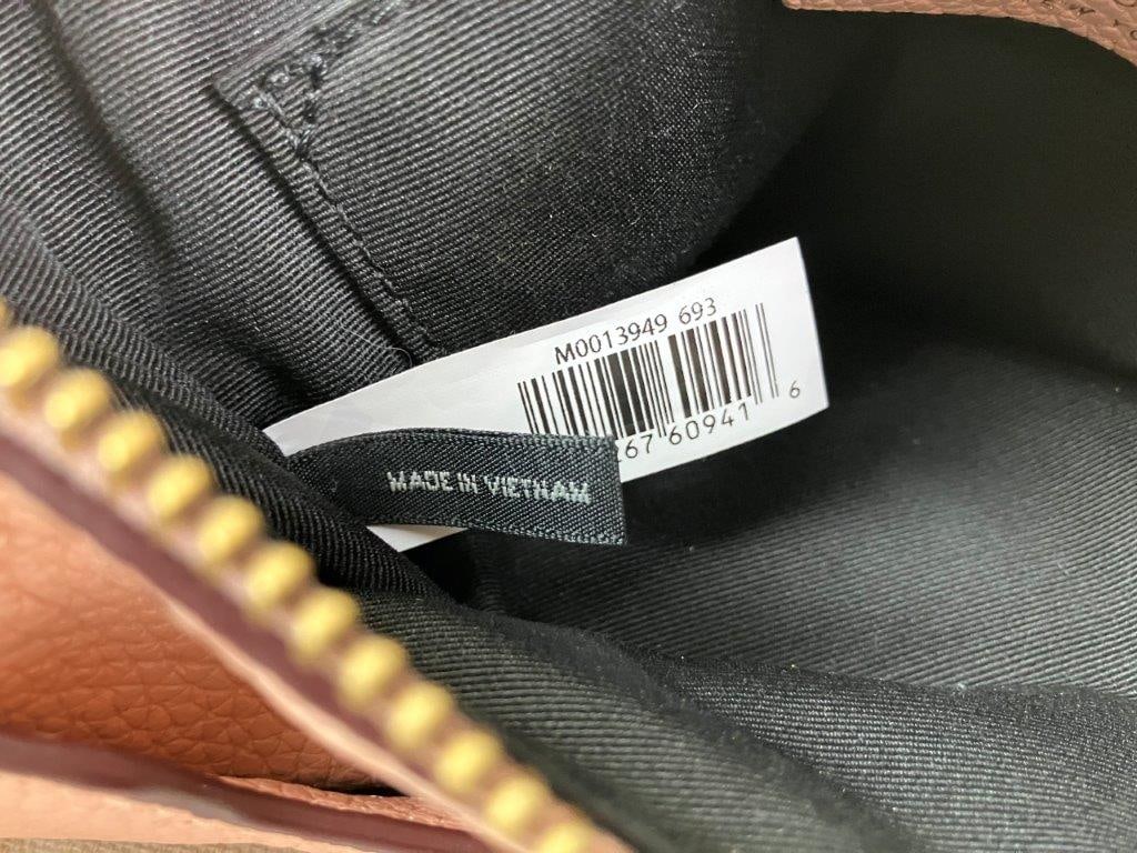 Marc Jacobs Tourist Crossbody Bag - 12