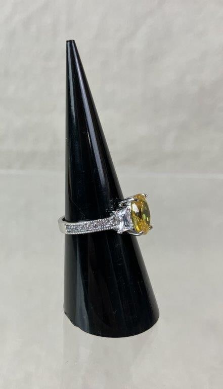 Yellow Sapphire and Sterling Silver Ring - 3