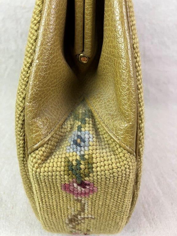 Vintage Floral Needlepoint Tapestry Purse, Mid Century - 5