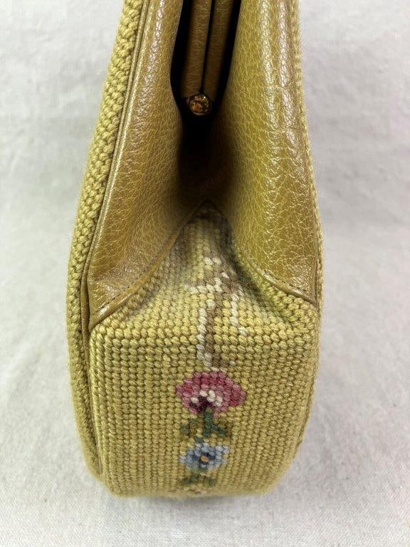 Vintage Floral Needlepoint Tapestry Purse, Mid Century - 6