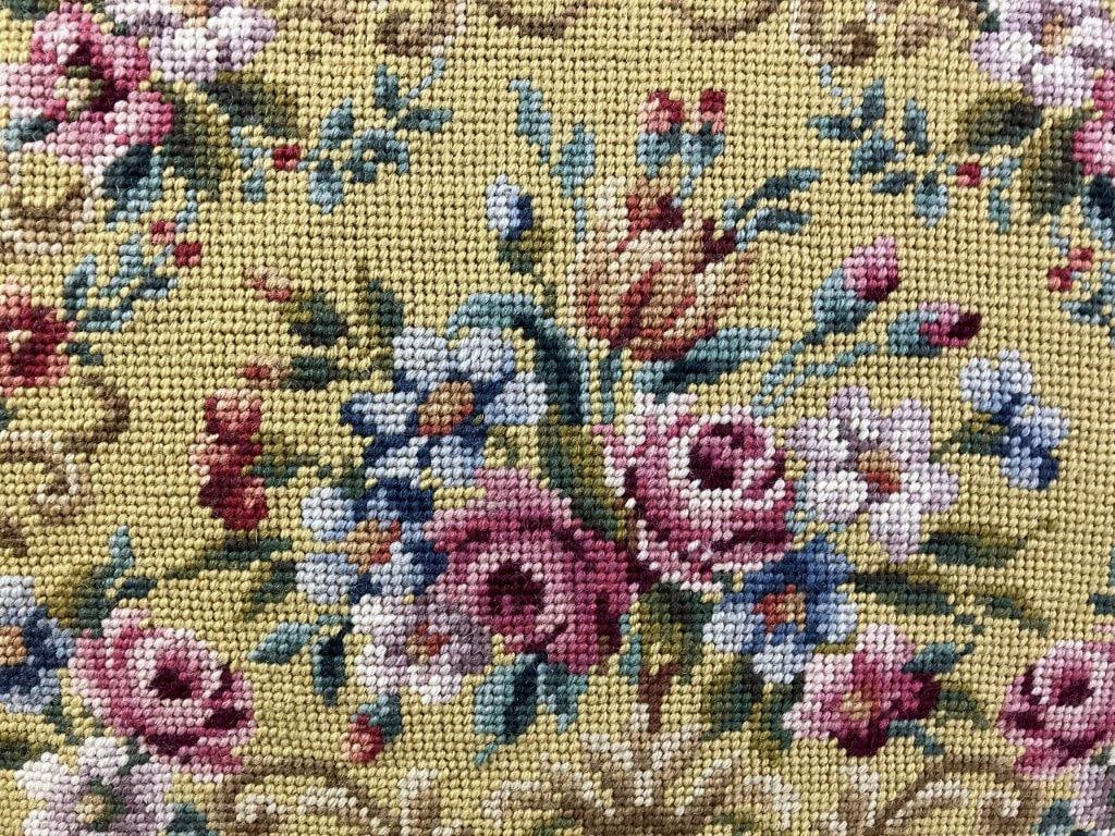 Vintage Floral Needlepoint Tapestry Purse, Mid Century - 7