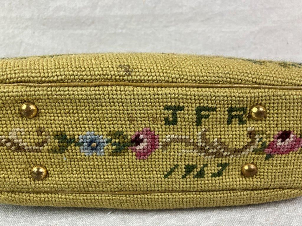 Vintage Floral Needlepoint Tapestry Purse, Mid Century - 9
