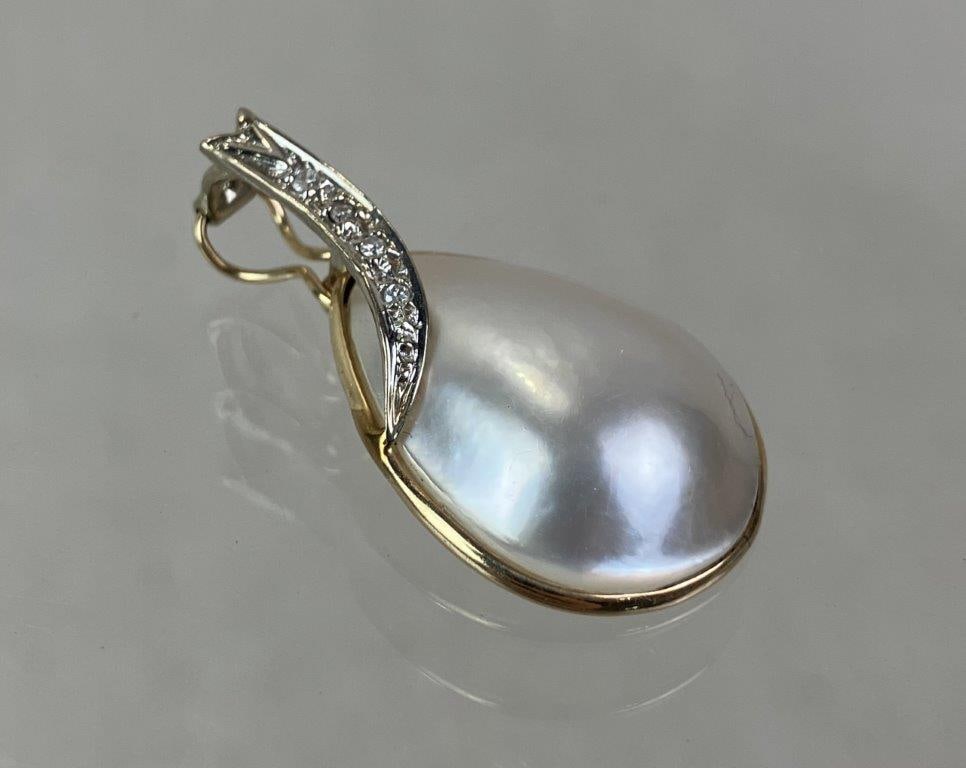 14Kt Gold and Pearl Pendant - 2