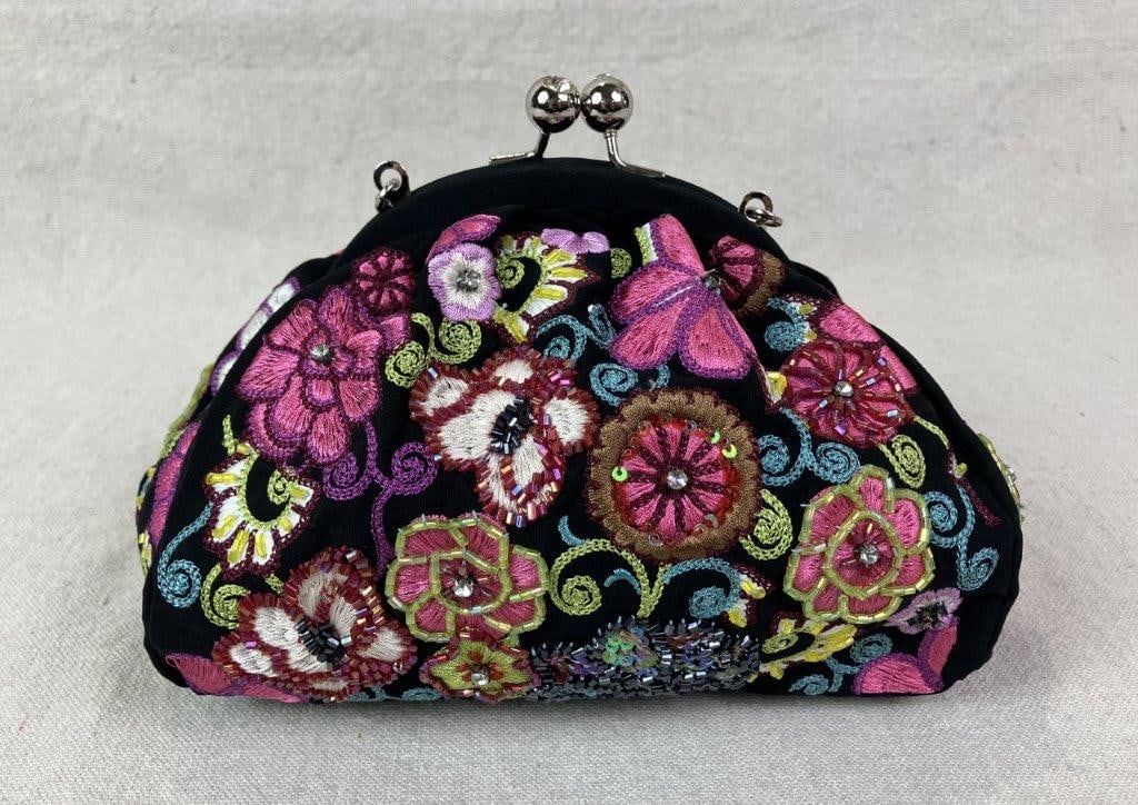 Vera Bradley 25th Anniversary Beaded Floral Kisslock Purse (1 of 9)