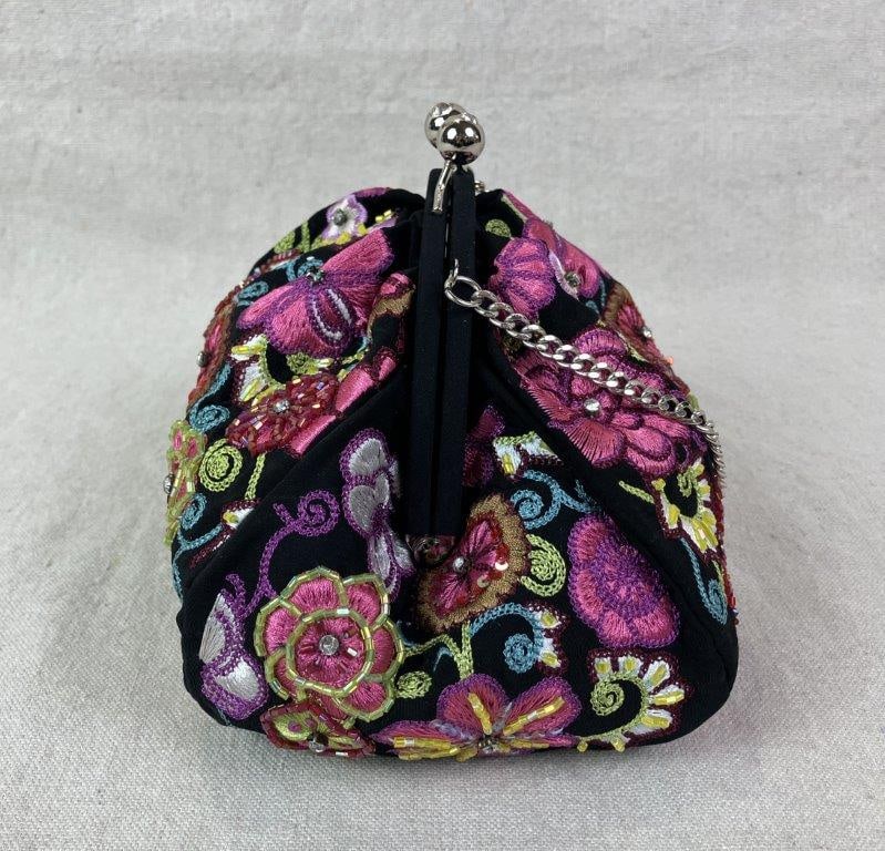 Vera Bradley 25th Anniversary Beaded Floral Kisslock Purse - 2