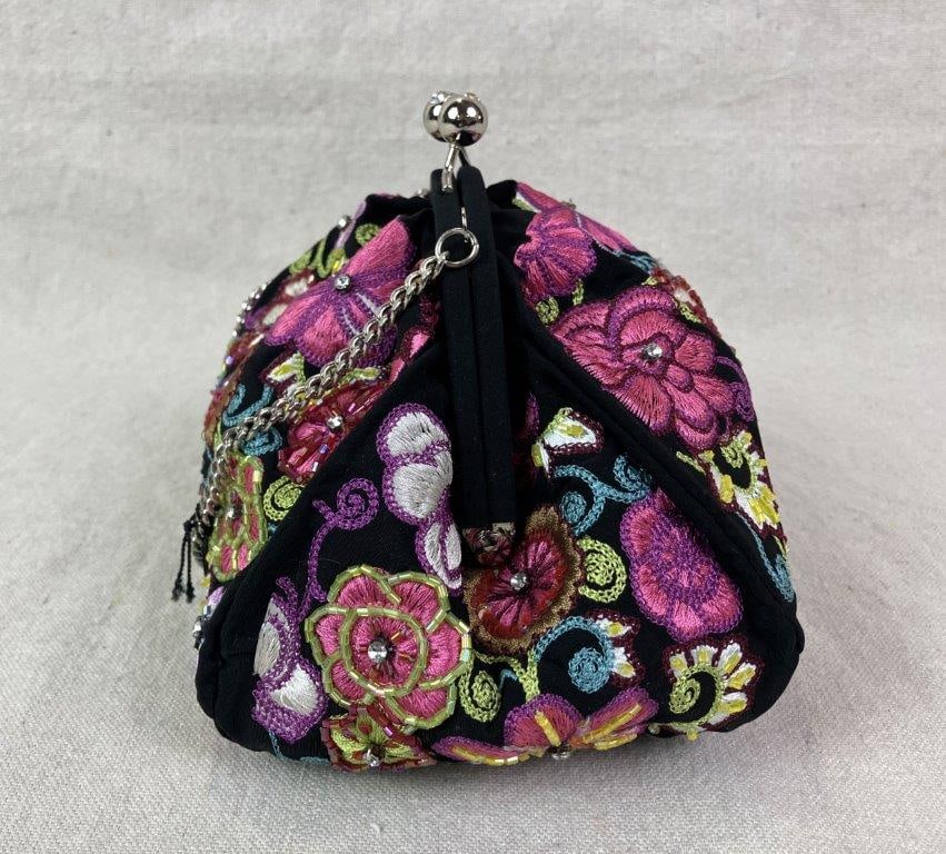 Vera Bradley 25th Anniversary Beaded Floral Kisslock Purse - 4