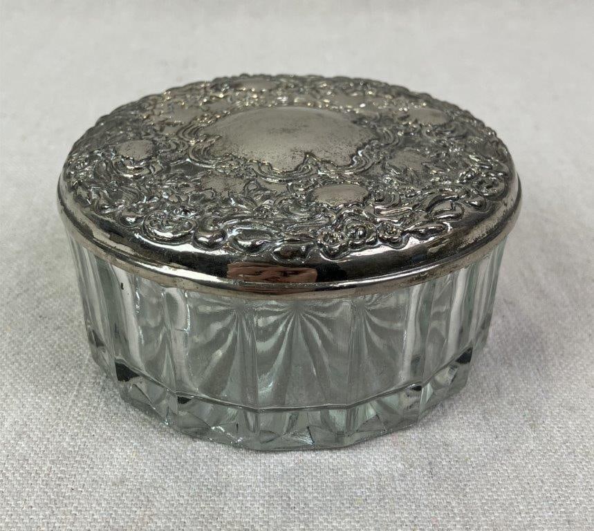 Silverplate Vanity Powder Jar and Jewelry Box - 11