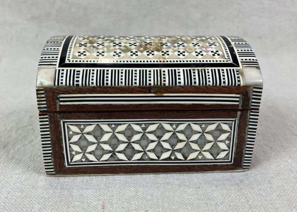 Mother-of-Pearl Inlay Middle Eastern Trinket Box - 2