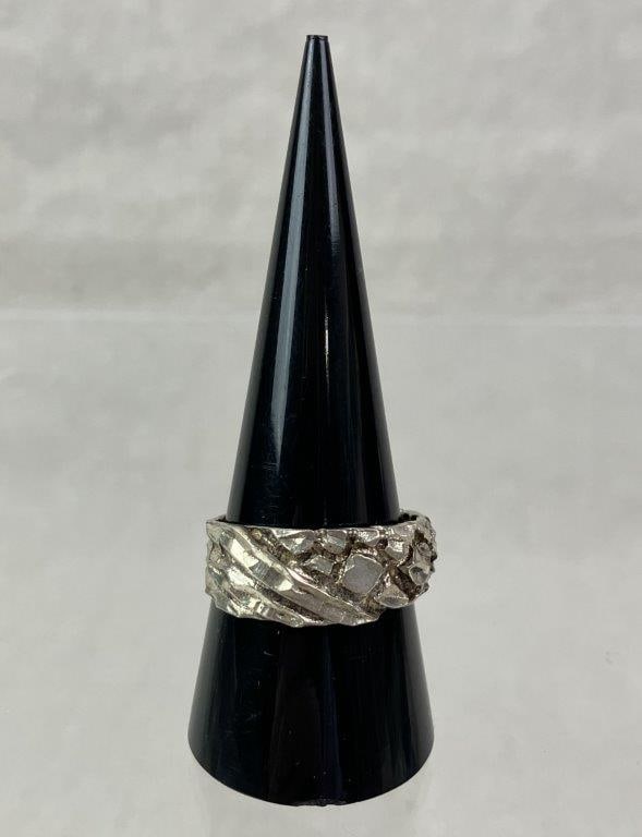 Sterling Silver Artisan-Crafted Ring - 2
