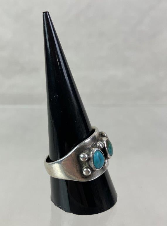 Native American Sterling Silver and Turquoise Ring - 3