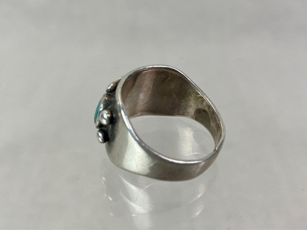 Native American Sterling Silver and Turquoise Ring - 4