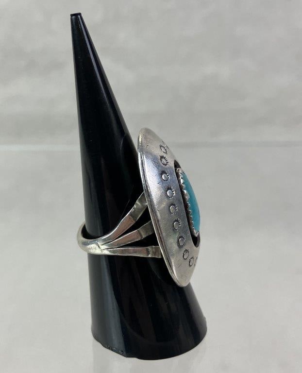 Native American Sterling Silver and Turquoise Ring - 3