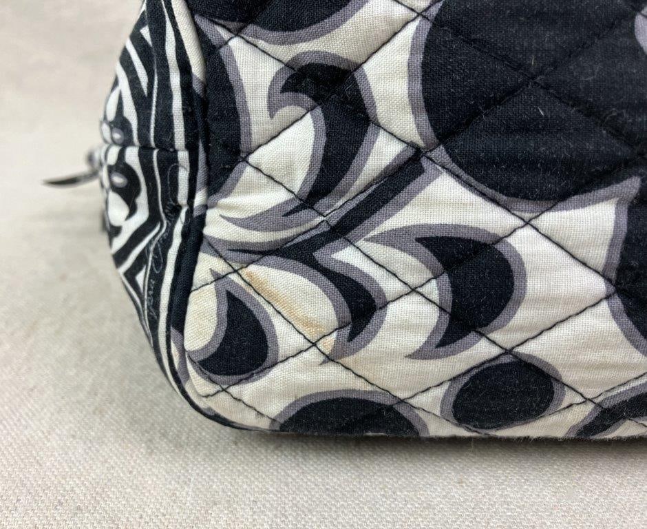 Vera Bradley Purse and Wallet Assortment - 11