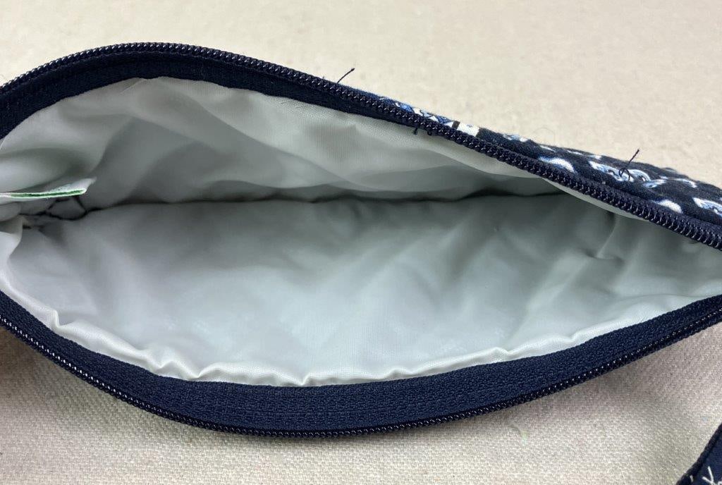 Vera Bradley Purse and Wallet Assortment - 18