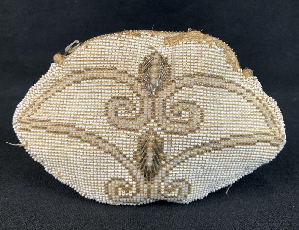 Early 20th Century Beaded Coin Purse - 3
