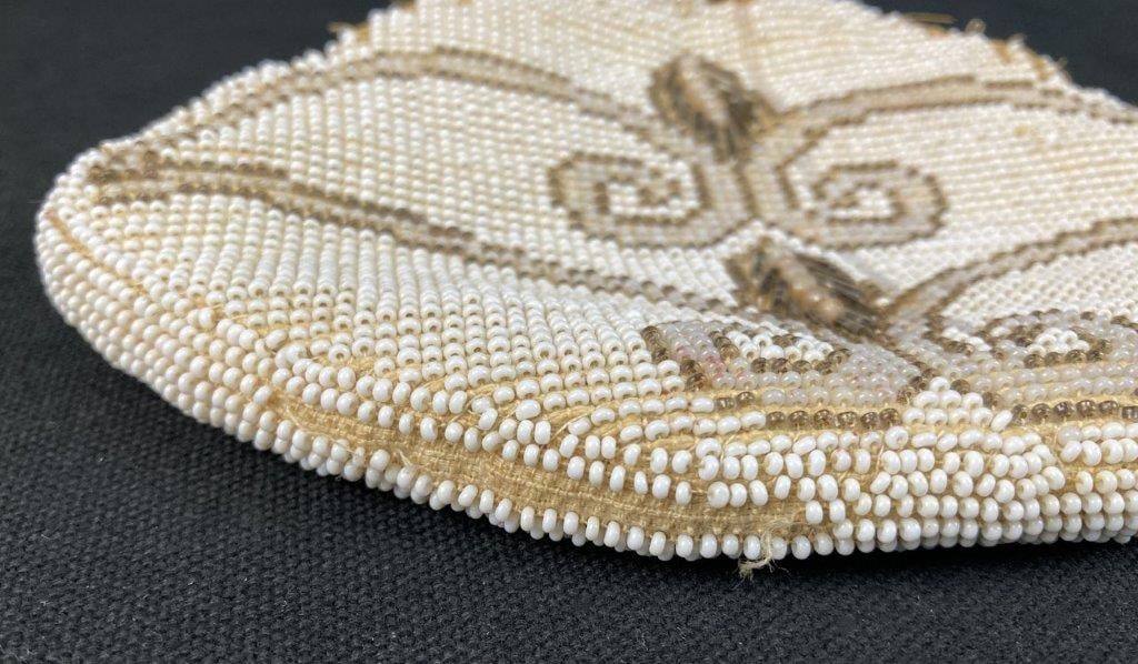 Early 20th Century Beaded Coin Purse - 8