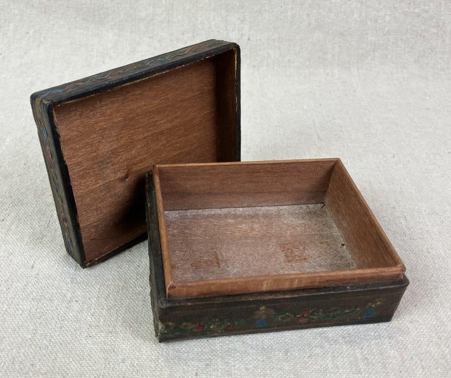 Fleur-de-Lis Paper Mache Trinket Box - 6