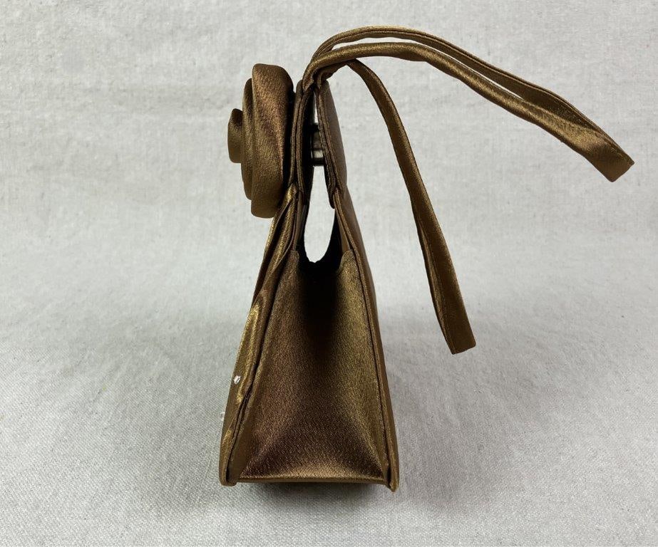 Pair of Fan-Shaped Satin Evening Bags - 12