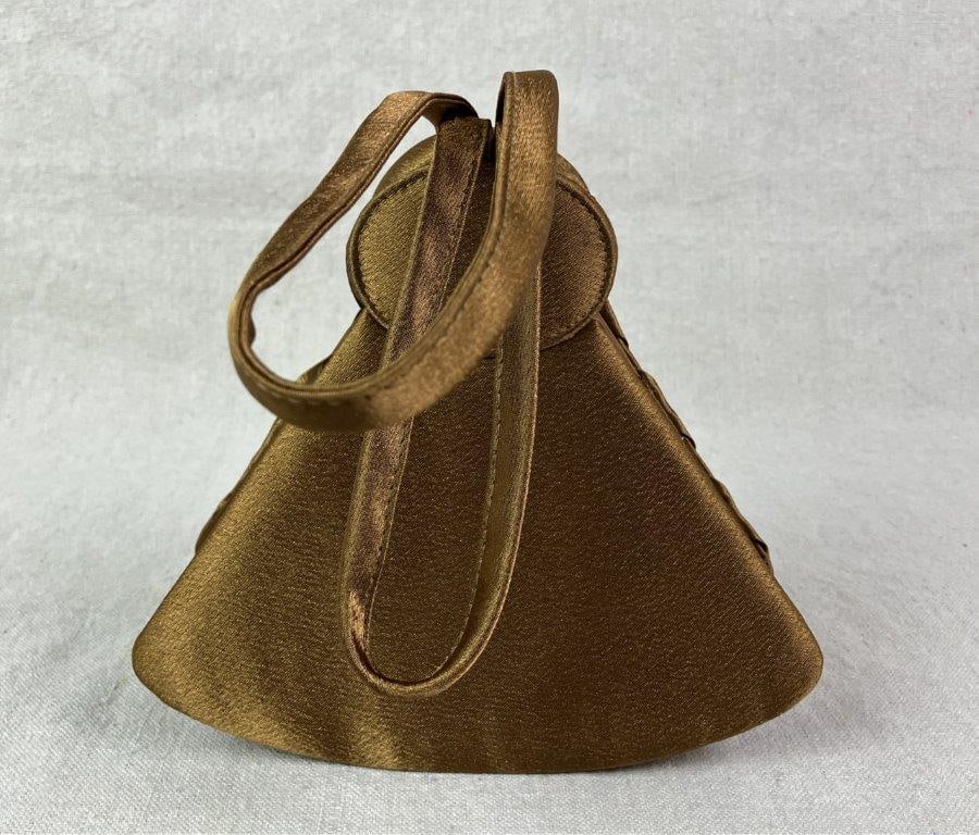 Pair of Fan-Shaped Satin Evening Bags - 13