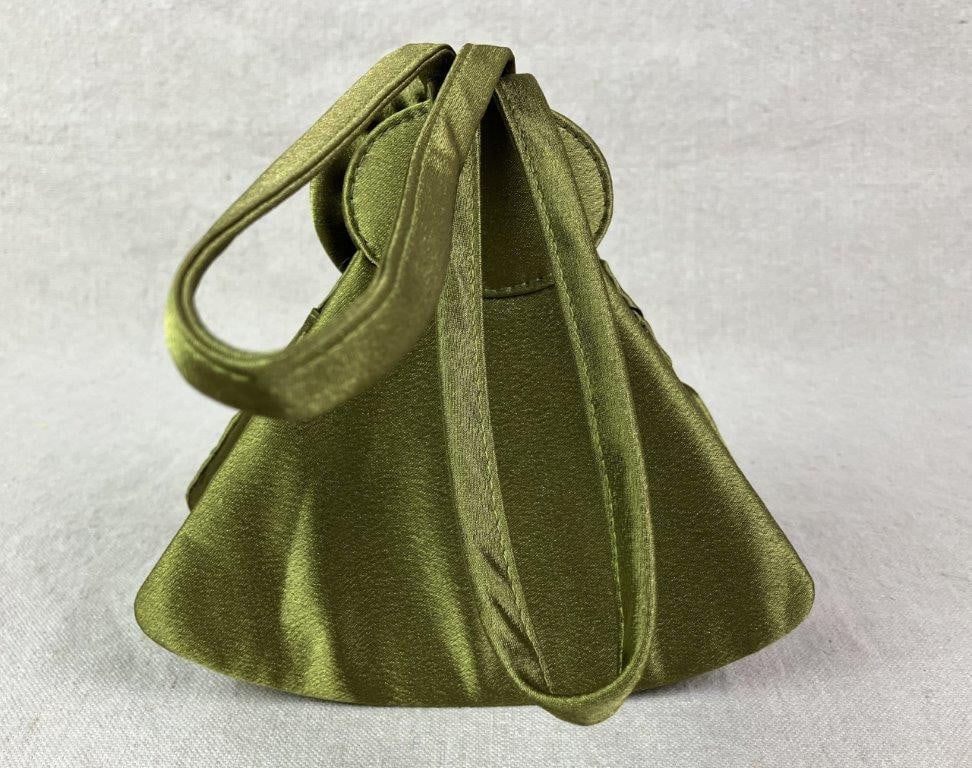 Pair of Fan-Shaped Satin Evening Bags - 4