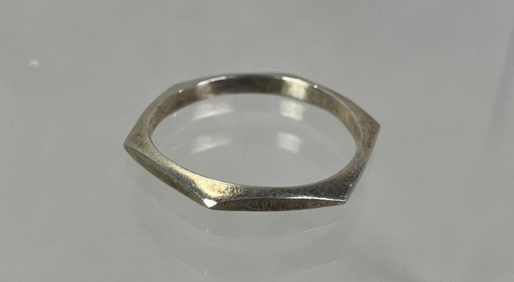 Jewelry with Black Crocodile-Pattern Vinyl Travel Jewelry Box - 19