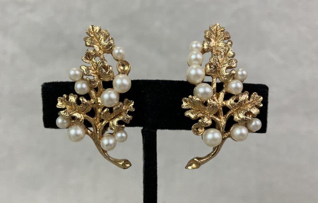 Jewelry with Black Crocodile-Pattern Vinyl Travel Jewelry Box - 6