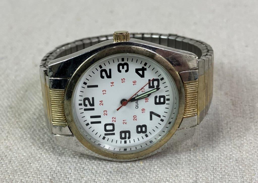 Seven-Piece Vintage Wristwatch Assortment - 15