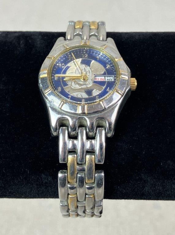 Vintage Disney Women’s Wristwatch with Mickey Dial - 2
