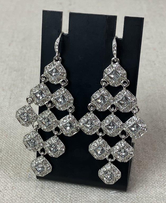 Silvertone Costume Jewelry Assortment - 5