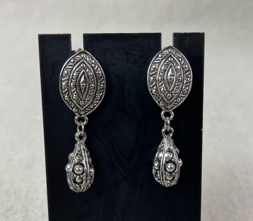 Silvertone Costume Jewelry Assortment - 7