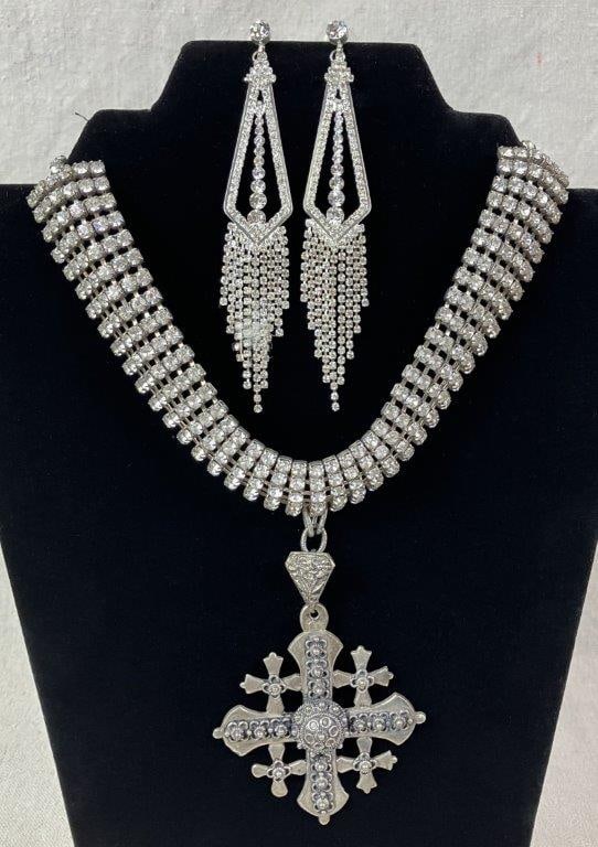 Jewelry Assortment Including Two Silver Pieces - 3