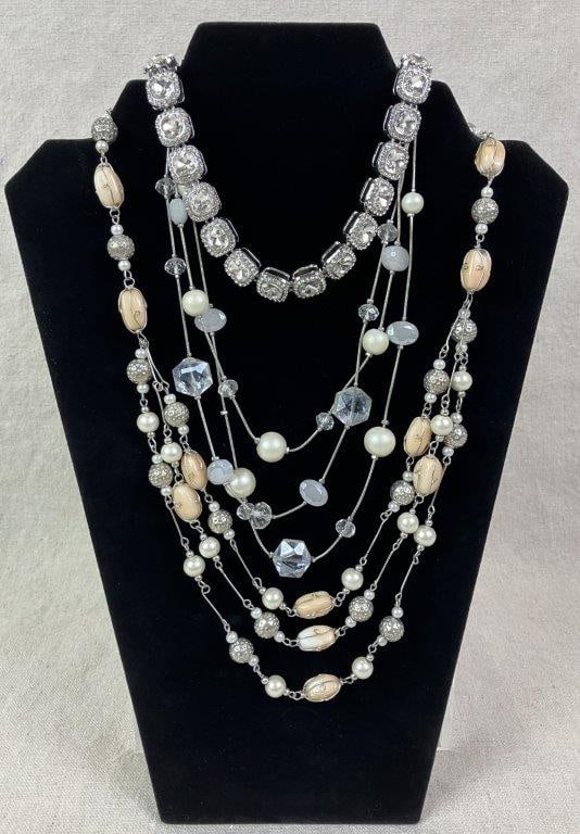 Three Silvertone Costume Jewelry Necklaces (1 of 8)