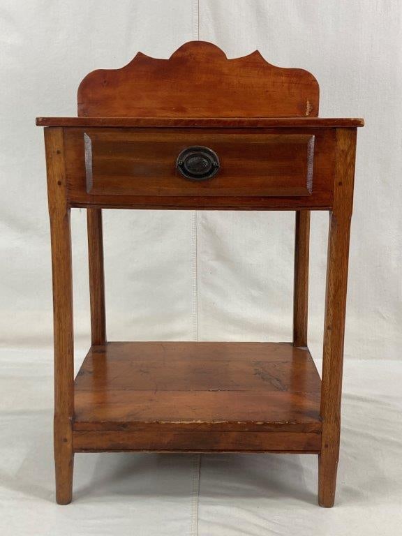 One-Drawer Stand - 4