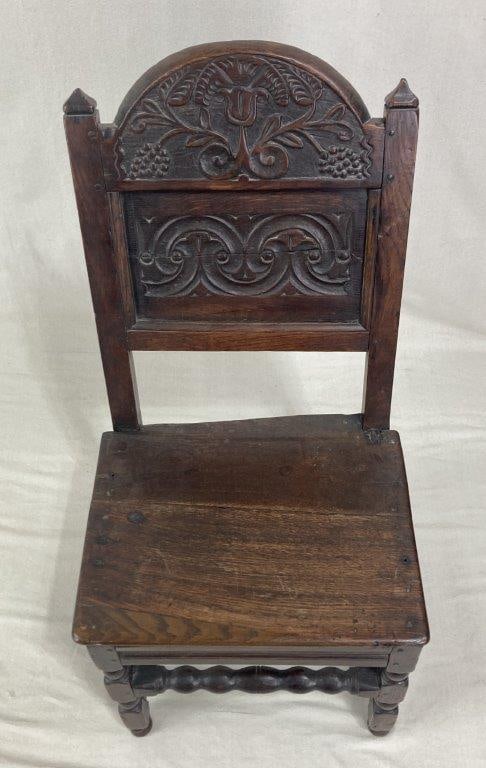 William and Mary Period Carved Oak Chair, Circa 1680-1690 - 2