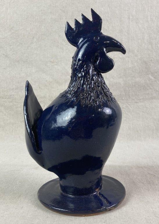 Signed Wayne Hewell Pottery Rooster - 6