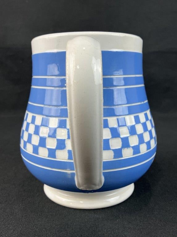 Three Graduated Checker Ware Jugs, Villeroy & Boch - 4