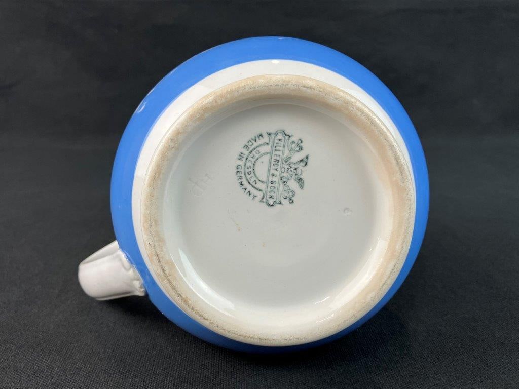 Three Graduated Checker Ware Jugs, Villeroy & Boch - 8