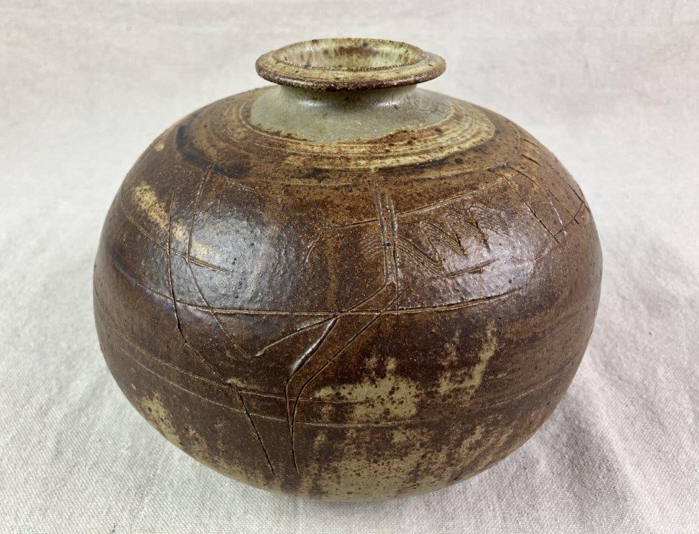 Jeff Greene Southern Studio Pottery Vase: Wheel-thrown, gas-fired stoneware by South Carolina artist Jeff Greene, known for functional pottery fired to cone ten. Features rich earth-tone, speckled glazes with natural variation and inscribed