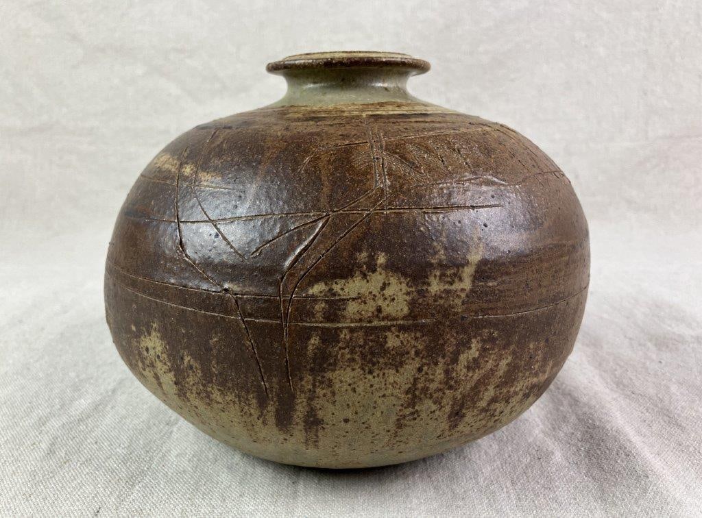 Jeff Greene Southern Studio Pottery Vase - 2