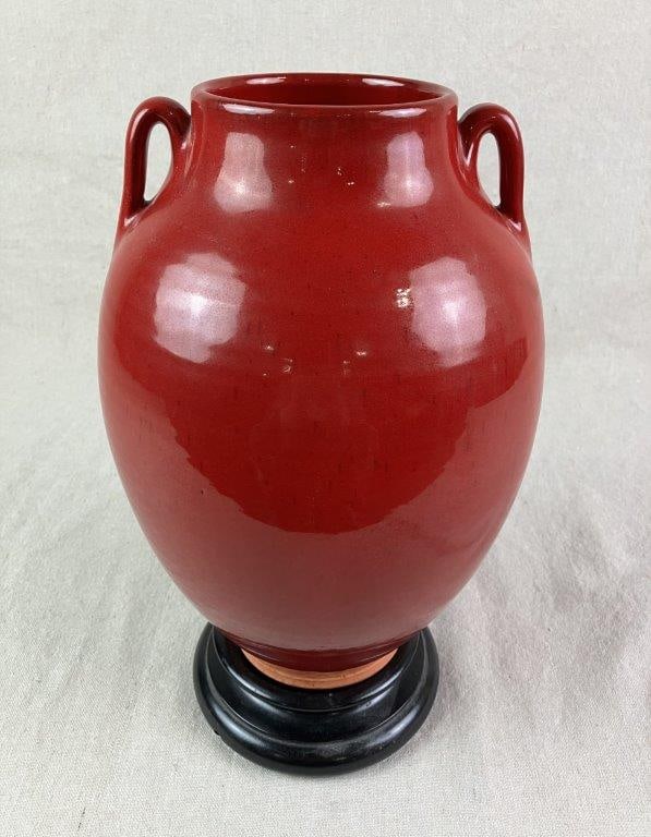 Ben Owen III Red Glazed Tall Tang Vase: Studio pottery vase by Ben Owen III of Seagrove, North Carolina, whose family lineage of potters in North Carolina dates to the late 1700s. Like his grandfather, Ben III blends traditional Southern