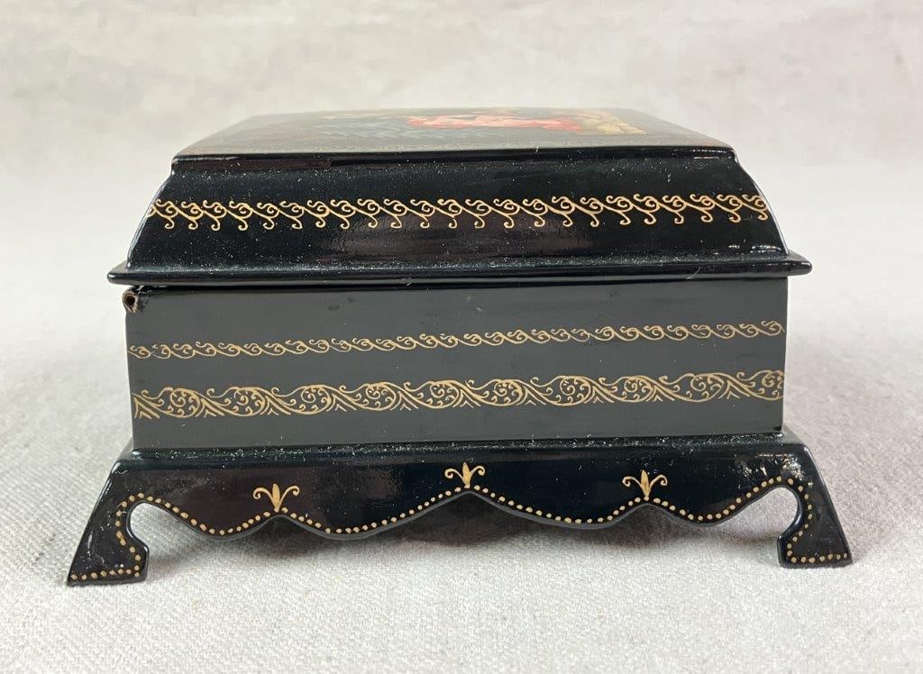 Hand Painted Russian Lacquer Box - 7